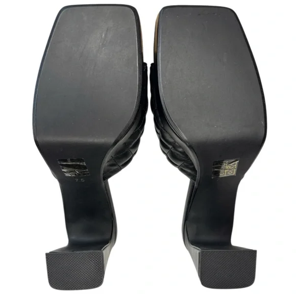 NWOT Jeffrey Campbell Nana Quilted Platform
Mule Heels In Black Size 7.5 - Picture 10 of 11